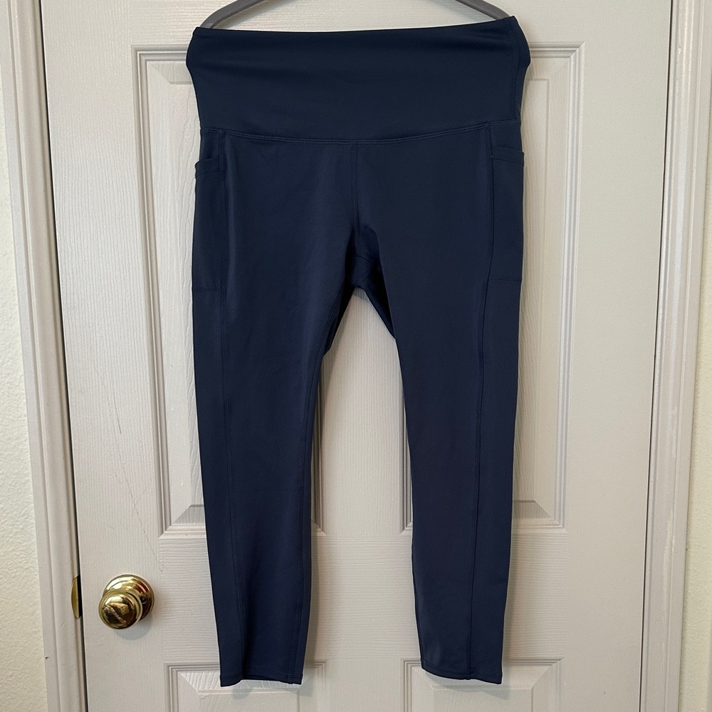 Navy High-Waisted Leggings